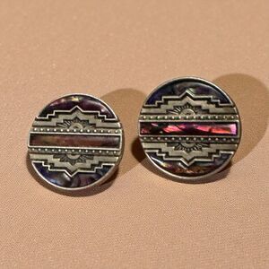 Signed Nusi Round Stud Earrings Abalone Inlay Southwestern 0.75 Inch